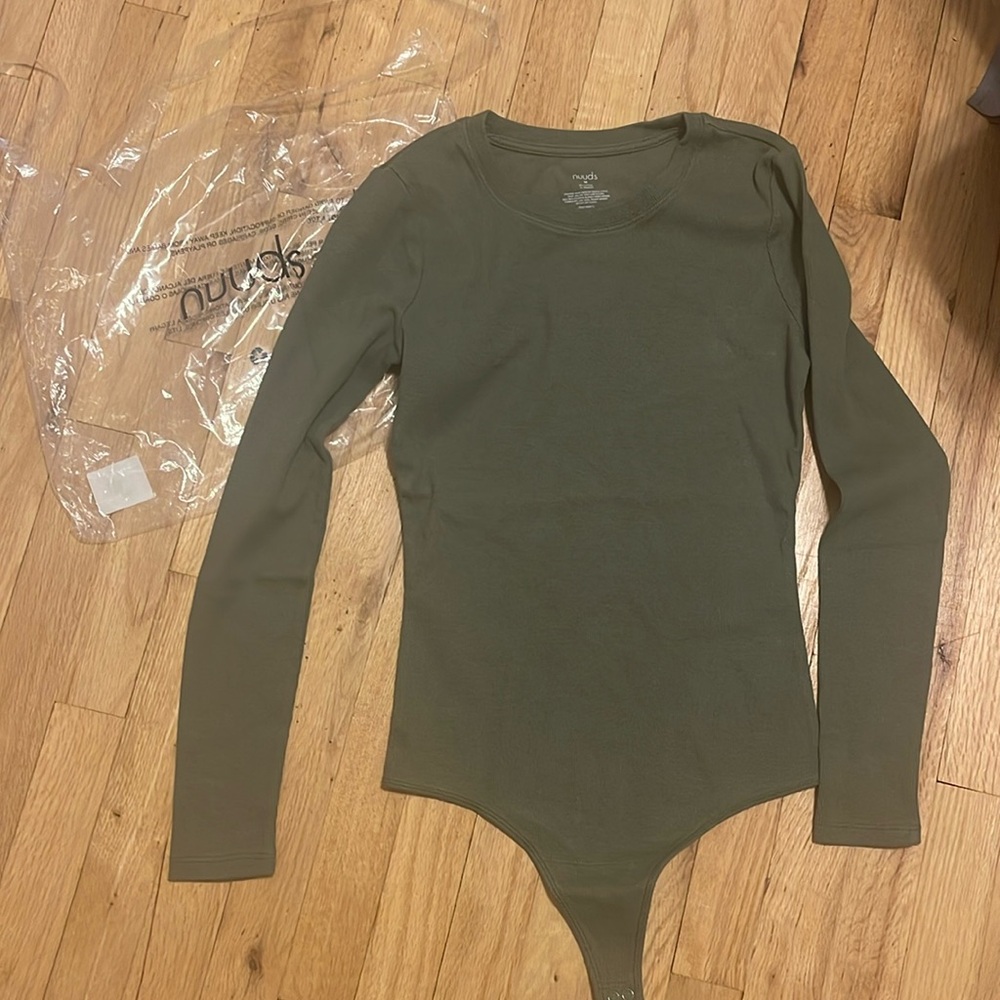 NWT nuuds long sleeved ribbed crew neck bodysuit